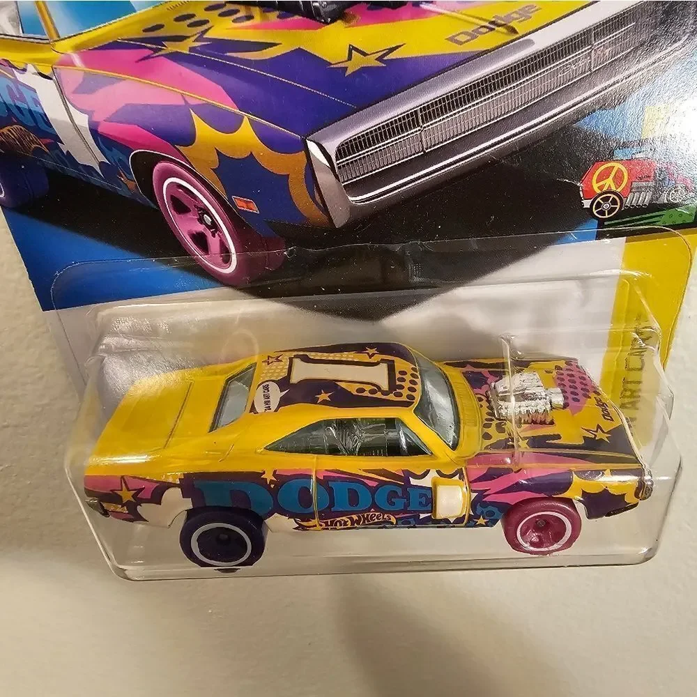 Hot Wheels 1970 Dodge Charger R/T HW Art Cars Hotwheels HTB76  2024 Mainline New
